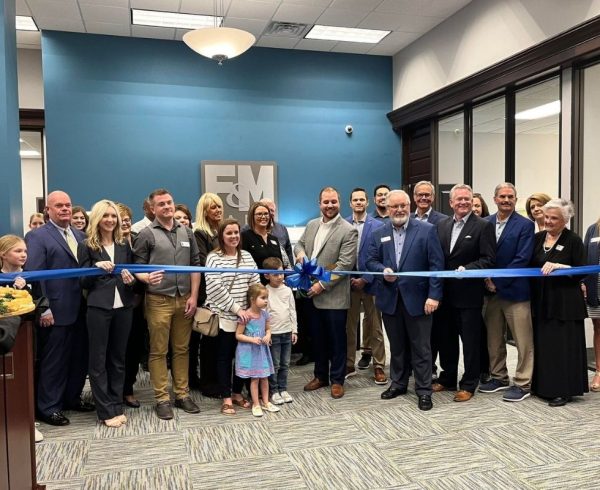 F&M bank employees celebrate launch of new location.